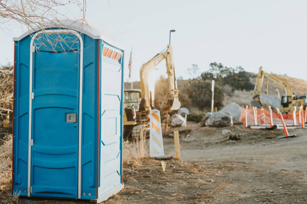 Portable Toilet Options We Offer in Elwood, NY